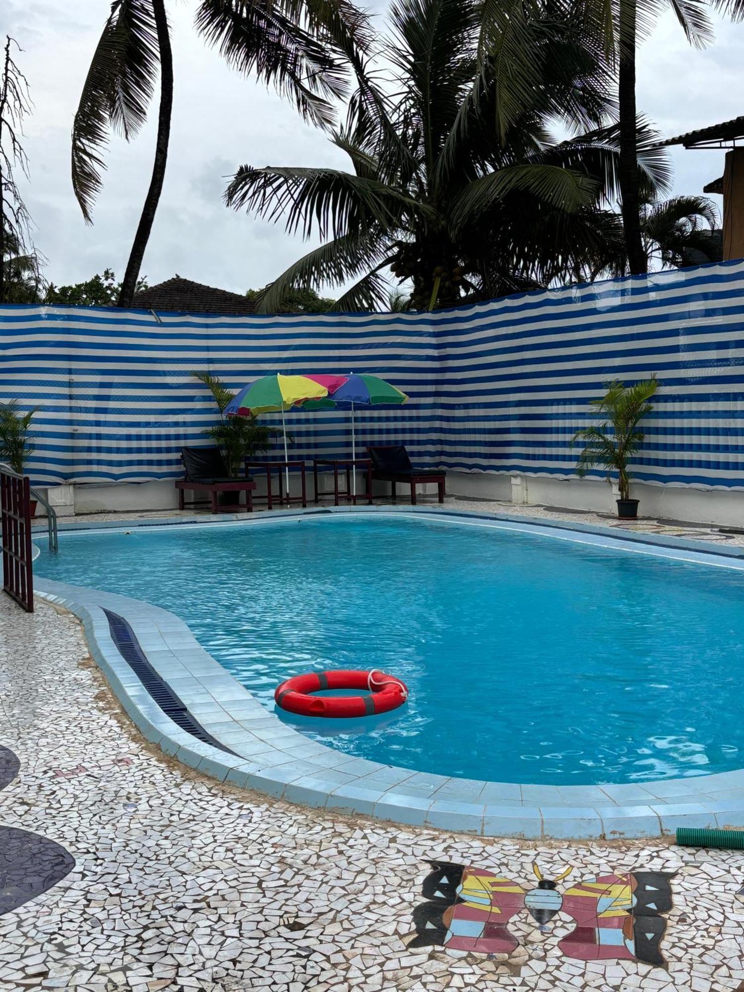 Holiday Beach Resort Aguada Exterior foto